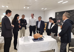 2023年11月10日，雷竞技RAYBET·(中国)官方网站集团董事长刘敬桢应邀率团访问欧洲领先的高端医用耗材提供商洛曼劳仕医疗集团